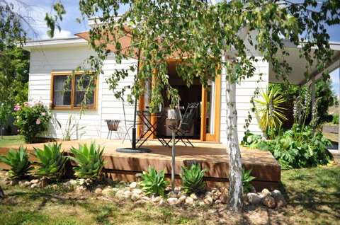 Casolare B&B Vineyard Accommodation - Northern Rivers Accommodation 0