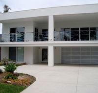 The White House - Shellharbour Village - Northern Rivers Accommodation