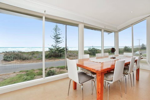 Willows - Northern Rivers Accommodation 0