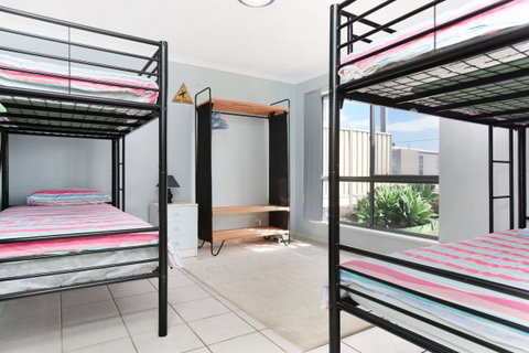 Ambergris - Northern Rivers Accommodation 7