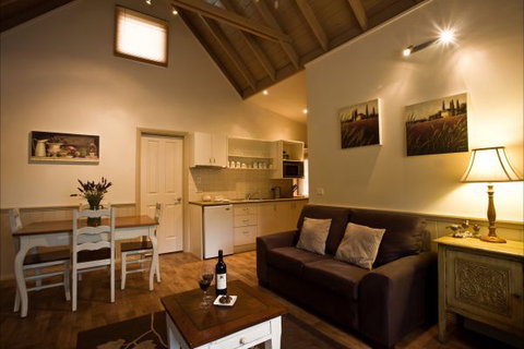 Autumn Abode Cottages - Northern Rivers Accommodation 7