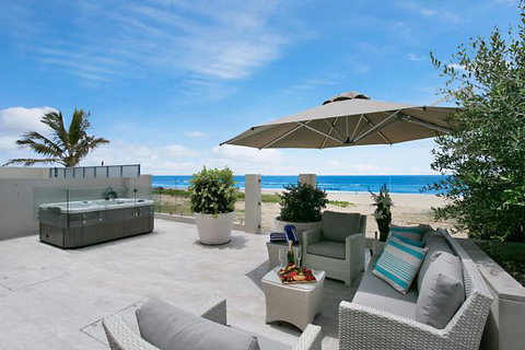 Oceans 74 - An Elite Holiday Home - Northern Rivers Accommodation 10