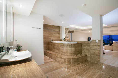 Oceans 74 - An Elite Holiday Home - Northern Rivers Accommodation 35