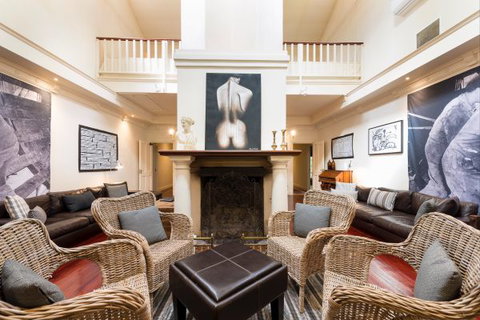 The Manor House - The Houses Daylesford - Northern Rivers Accommodation 2