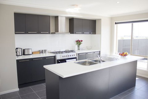 Ballarat Luxury Villas - Northern Rivers Accommodation 6