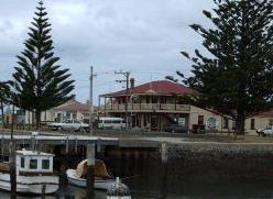 Port Albert Hotel - Northern Rivers Accommodation 0