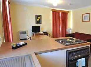 Alanvale Apartments & Motor Inn - Northern Rivers Accommodation 4