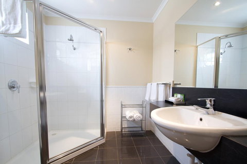 Lake Inn Ballarat - Northern Rivers Accommodation 1