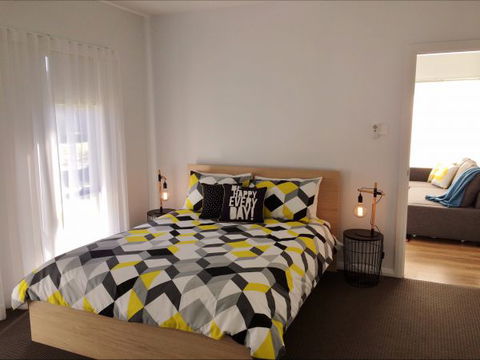 All Decked Out: Lake Conjola - Northern Rivers Accommodation 7