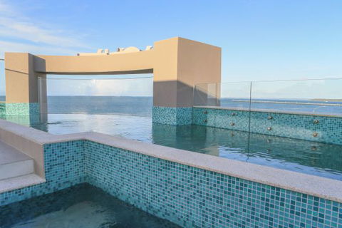 Aqua Aqua Luxury Penthouses - Northern Rivers Accommodation 8