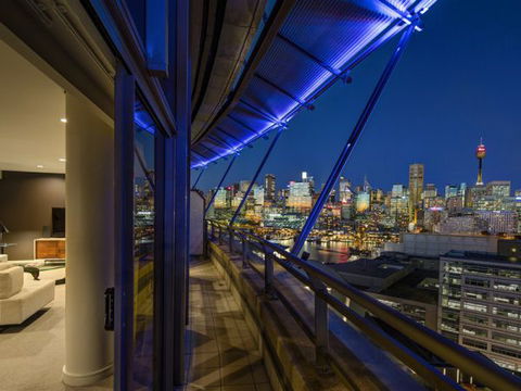 Astral Tower And Residences At The Star - Northern Rivers Accommodation 8