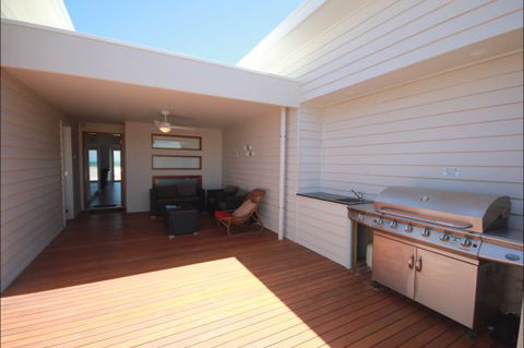 Beach Bliss Wallaroo - Northern Rivers Accommodation 5
