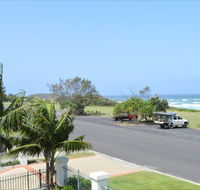 Breakers 1 / 5 at Yamba - Northern Rivers Accommodation
