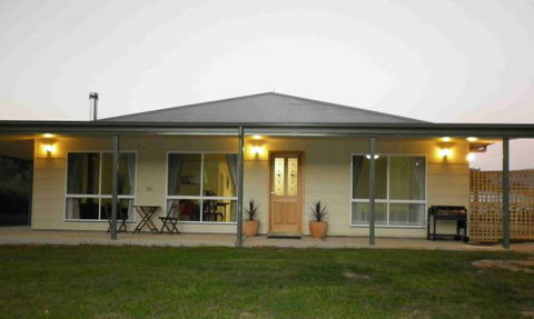 Brookfield Guesthouse - Northern Rivers Accommodation 1