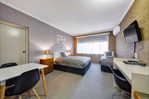 Central Deborah Motel - Northern Rivers Accommodation 2