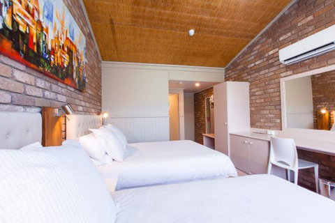 Farnham Court Motel - Northern Rivers Accommodation 2