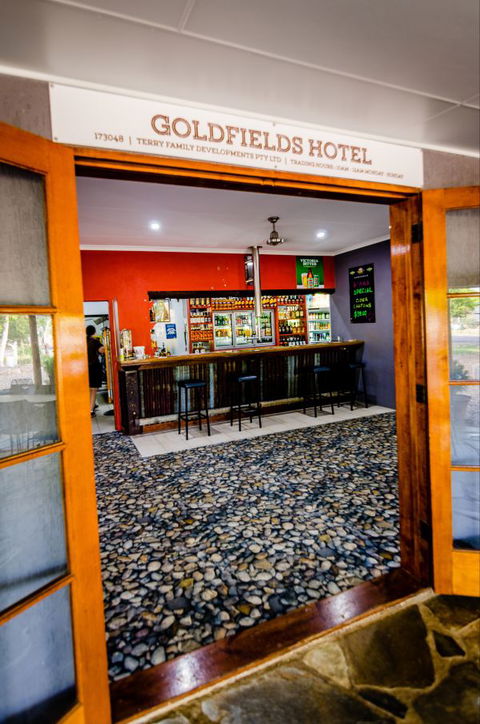 Goldfields Hotel And Finnigan's Rest - Northern Rivers Accommodation 3