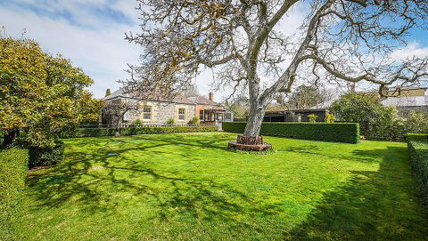 Kyneton Old Rectory - Northern Rivers Accommodation 0
