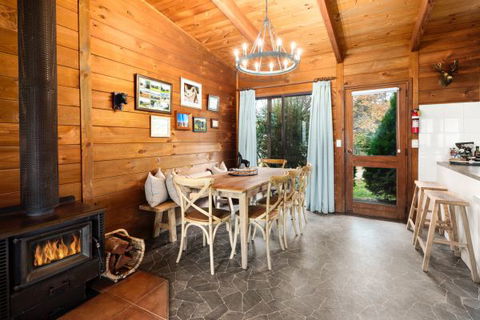 Mt Bellevue Lodge - King Valley - Northern Rivers Accommodation 6
