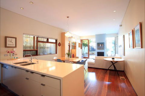 Queens Park Beach House - Northern Rivers Accommodation 5