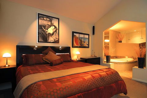 Riverview Rise Retreats - Northern Rivers Accommodation 0