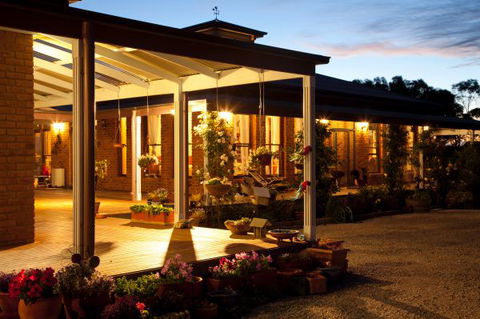 Sanctuary@Waratah - Northern Rivers Accommodation 1