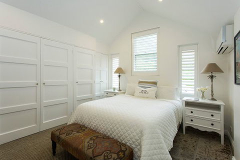 Stylish Interiors In The Bay - Northern Rivers Accommodation 6