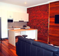 Sublime Spa Apartments on Murphy