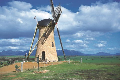 The Lily Stirling Range - Northern Rivers Accommodation 0