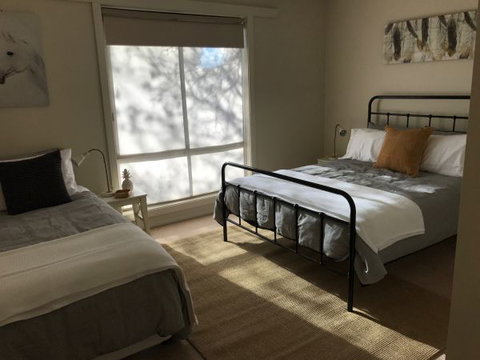 Townhouse On Deas - Northern Rivers Accommodation 3