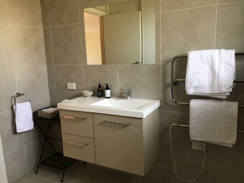 Townhouse On Deas - Northern Rivers Accommodation 4