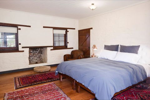 Vine Lodge Heritage Getaway - Northern Rivers Accommodation 5