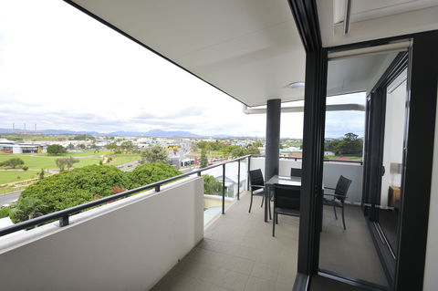 Apartments G60 Gladstone, Managed By Metro Hotels - Northern Rivers Accommodation 3