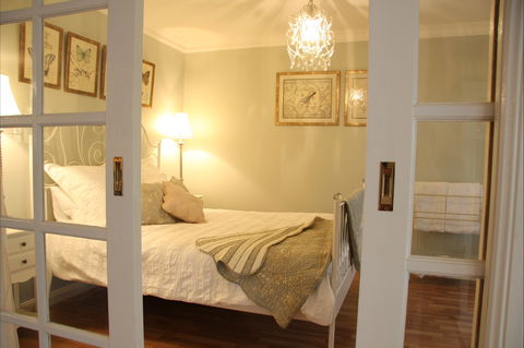 Azalea Cedar-Rose Villa - Northern Rivers Accommodation 3