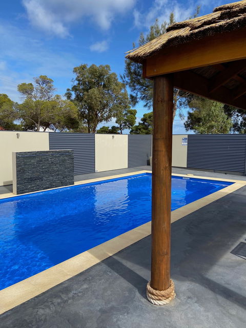 Ceduna Foreshore Caravan Park - Northern Rivers Accommodation 1