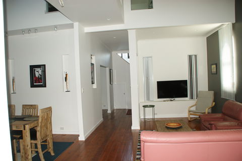 Cloisters Of Kalangadoo - Northern Rivers Accommodation 1
