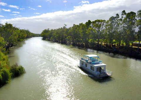 Edward River Houseboats - Northern Rivers Accommodation 1