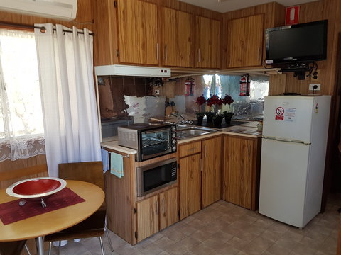 Kingscote Tourist Park And Family Units - Northern Rivers Accommodation 4