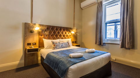 Pretoria Hotel Mannum - Northern Rivers Accommodation 0