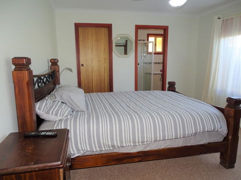 Marina Pathway - Northern Rivers Accommodation 5