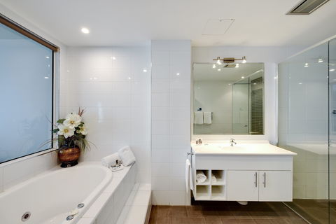 Mercure Centro Hotel Port Macquarie - Northern Rivers Accommodation 9