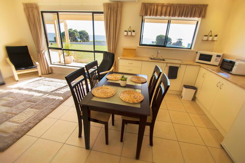 Pelican Perch Retreat - Northern Rivers Accommodation 4