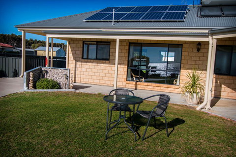 Pelican Perch Retreat - Northern Rivers Accommodation 8