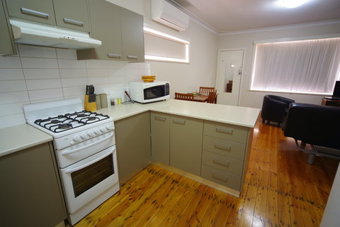 Shamore Apartments - Walnut Ave Mildura - Northern Rivers Accommodation 6