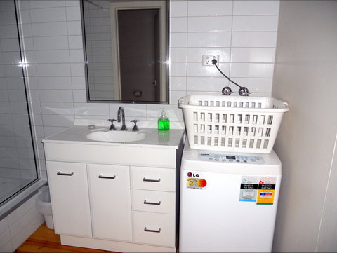 Shamore Apartments - Walnut Ave Mildura - Northern Rivers Accommodation 7