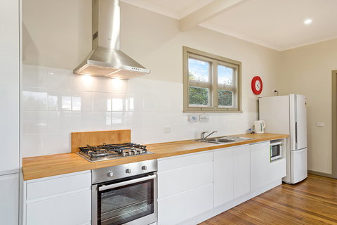 The Love Shack: Pambula Beach - Northern Rivers Accommodation 1