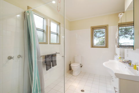 The Love Shack: Pambula Beach - Northern Rivers Accommodation 3