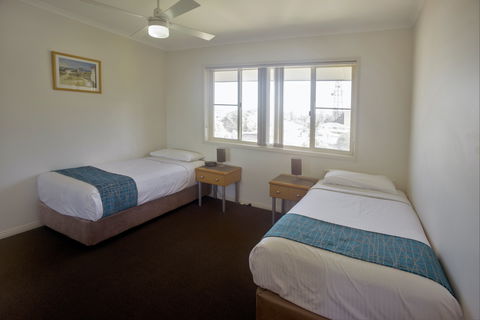 Town Beach Beachcomber Resort - Northern Rivers Accommodation 4