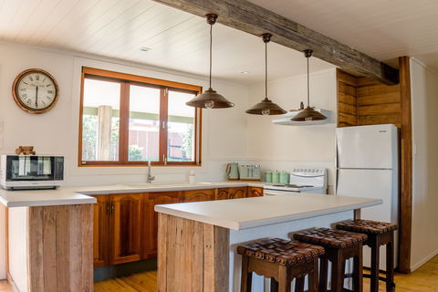 Uniquely Pambula - Pet Friendly Holiday Accomodation - Northern Rivers Accommodation 3