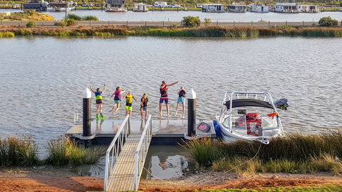 96 Marina Way Mannum Waters - River Shack Rentals - Northern Rivers Accommodation 1